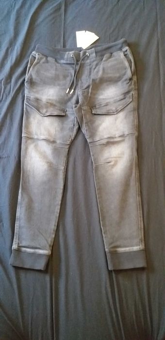 Blugi noi barbati H&M