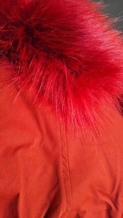 Новая куртка качественного материала