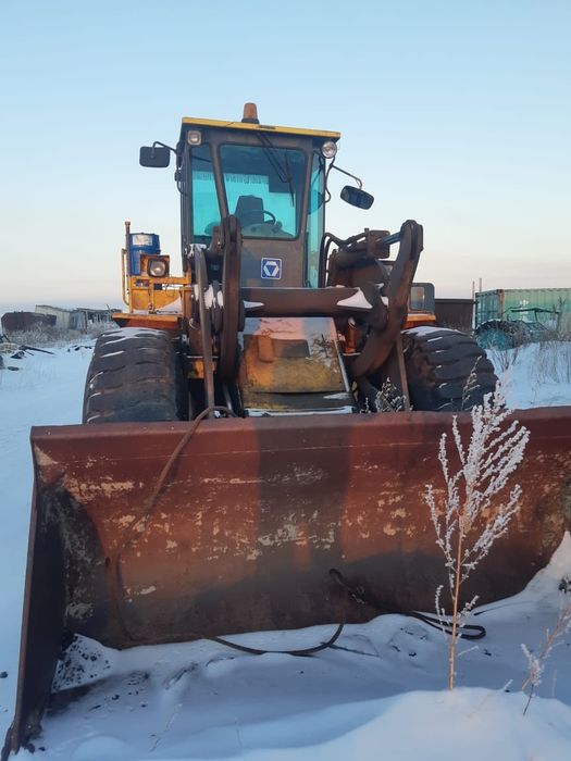 Продам погрузчик фронтальный