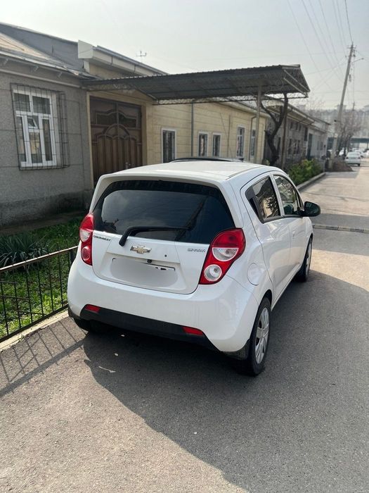 Срочно продам SPARK м/т 2017