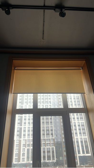 Ролл шторы продам