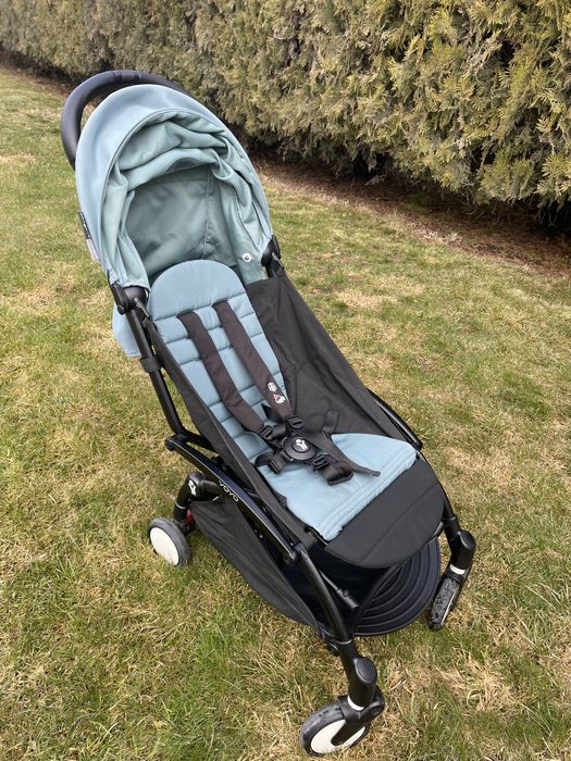 Carucior sport pentru copii YOYO² Aqua , cadru negru 6 luni+