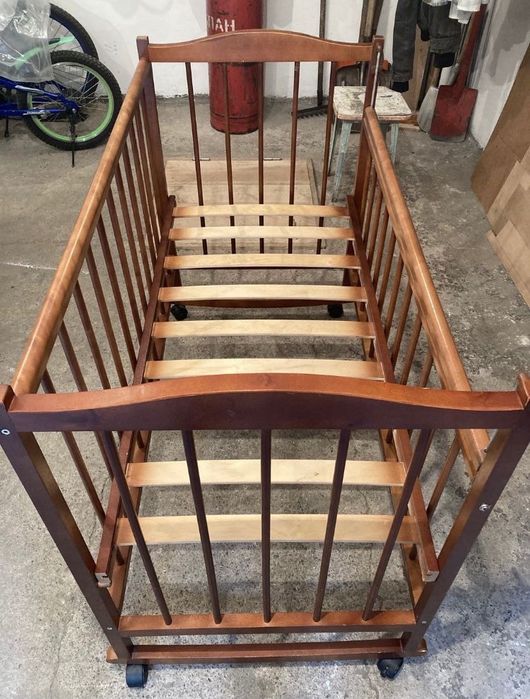 Кроватка детская