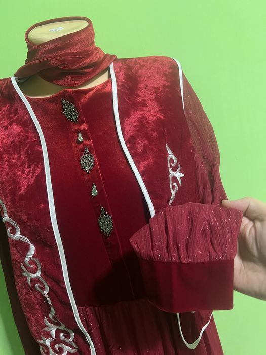 Платье жилетка ремень комплект