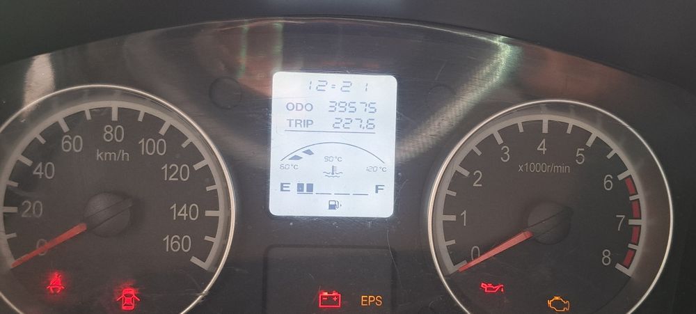 SHINERAY T 30 Yuk Avtomobil