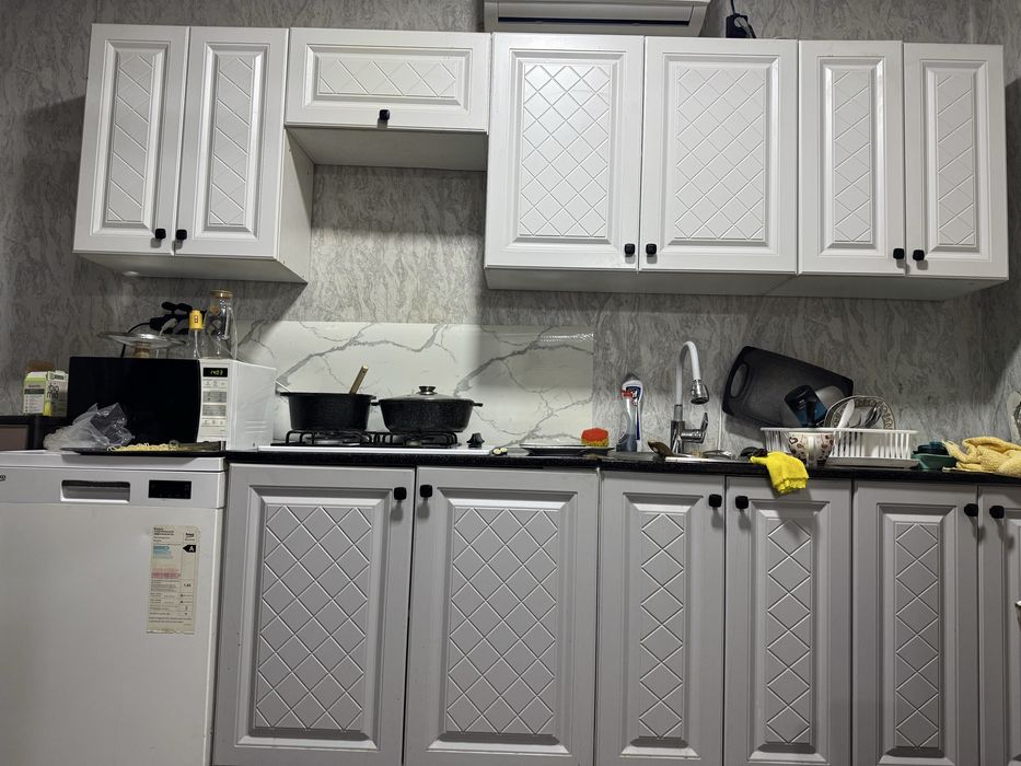 Отдам кухонный гарнитур бесплатно