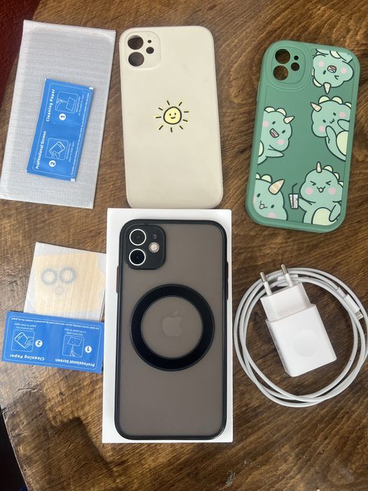 Iphone 11 64GB бял white перфектен