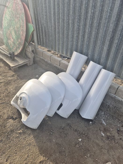 Раковина с ножками