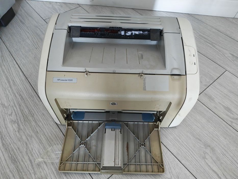 Принтер HP laserjet 1020