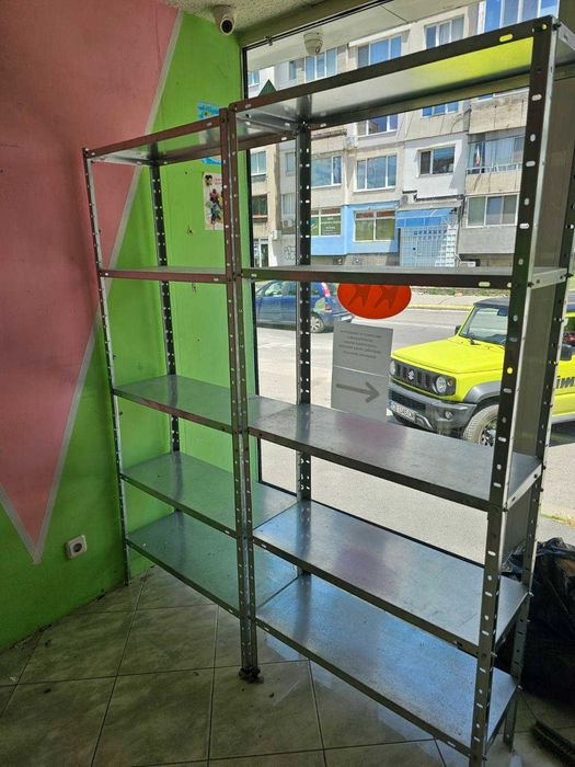 Оборудване за магазин за дрехи