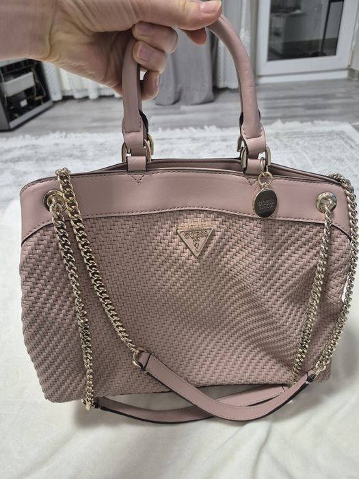 Чанта Guess розова