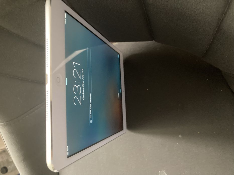 Apple Ipad Mini 3 Cellular impecabil 10/10 sanatate baterie 96%.