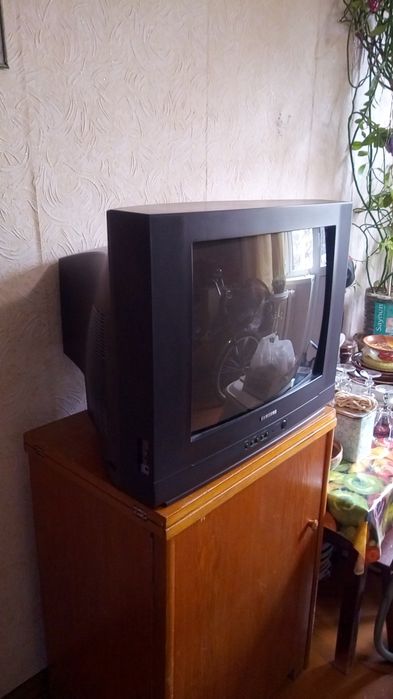 Телевизор рабочий