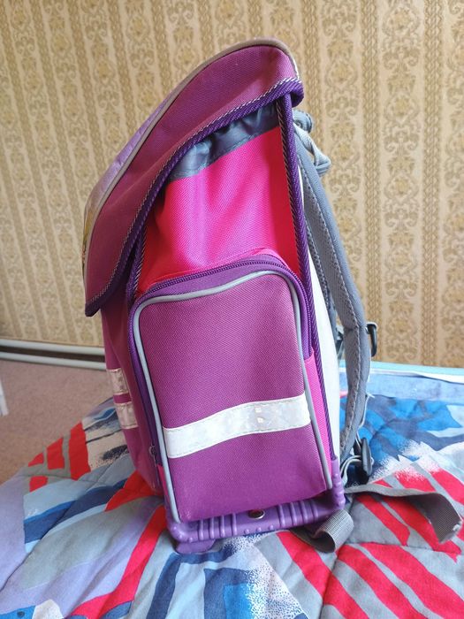 Ергономична ученическа раница за момиче – Еднорог комплект с несесер