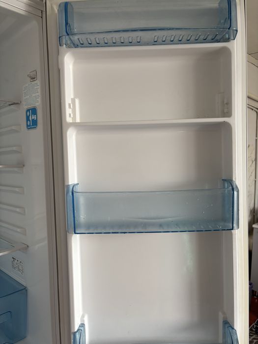 Продам холадильник на запчасти