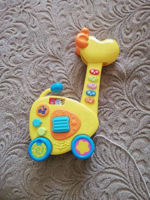 Жираф 2 в 1 - свиреща играчка за дърпане