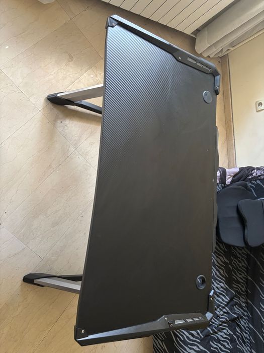Геймърско бюро Ultradesk Force - RGB