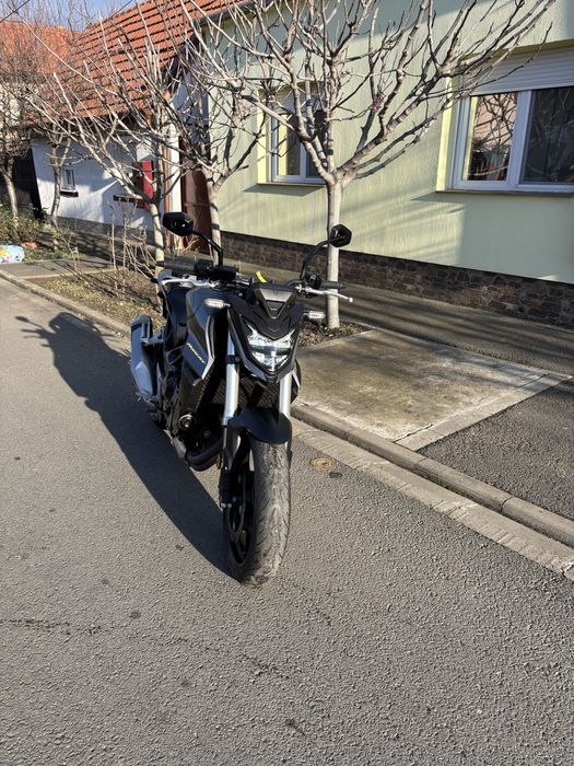 Vand Honda CB 750 Hornet