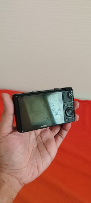 Фотоапарат Sony rx100