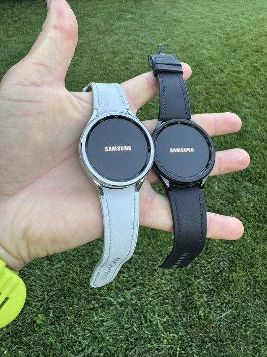 Samsung Galaxy Watch6 Classic Bluetooth 47mm (SM-R960) Original impecabil ca NOU folosit cateva saptamani - include cablul de incarcare