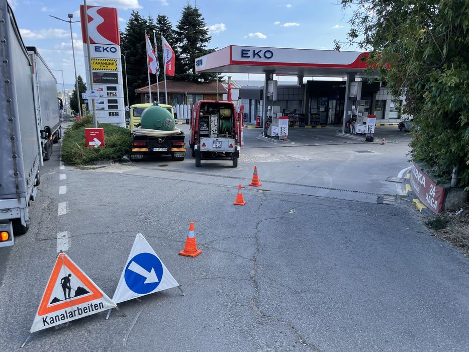 Фирма за отпушване,Източване септични ями, източване тоалетни облШумен