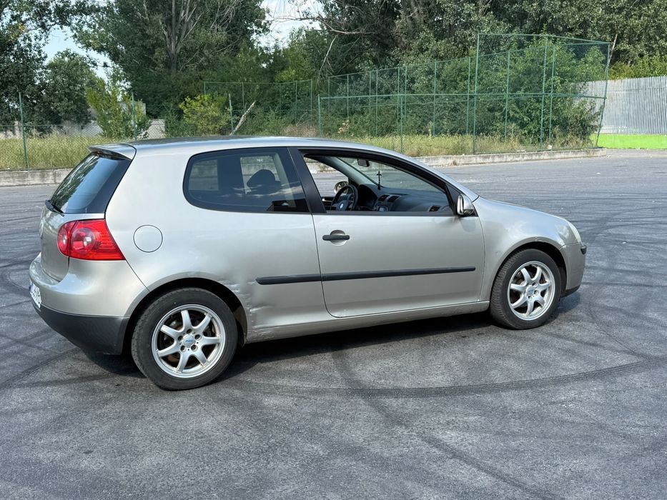 VOLKSWAGEN Golf 0 — imagine 5