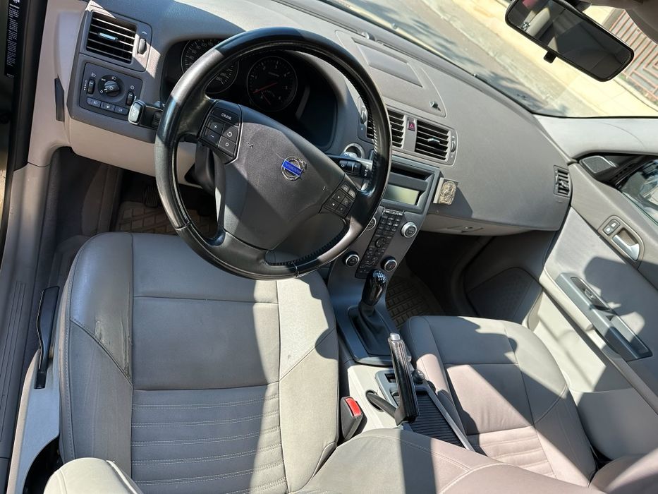 VOLVO V50 1.6D de vanzare