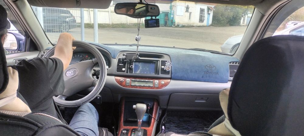 Продам Тайоту Камри 30 американец.