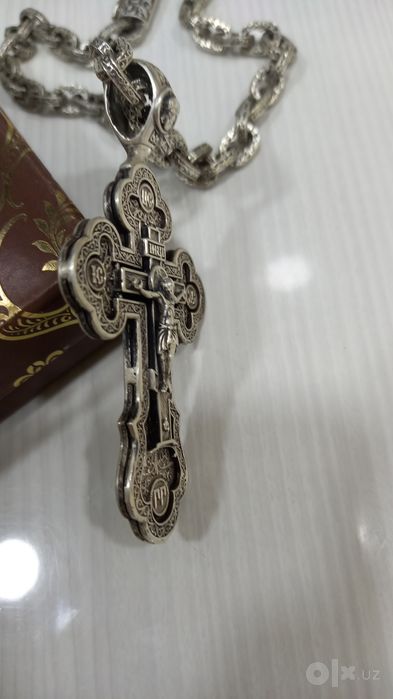 Продаеться крестик серебро 925 пр