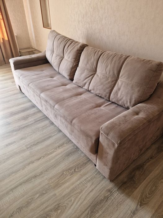 Продам диван в отличном состоянии б/у