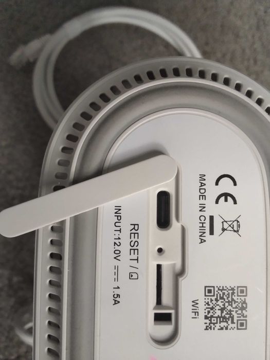 5G рутер за СИМ карти на Иетел България на 1 месец