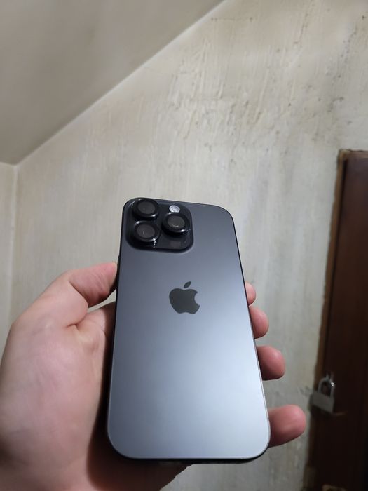 IPhone 16 pro с гранатеи