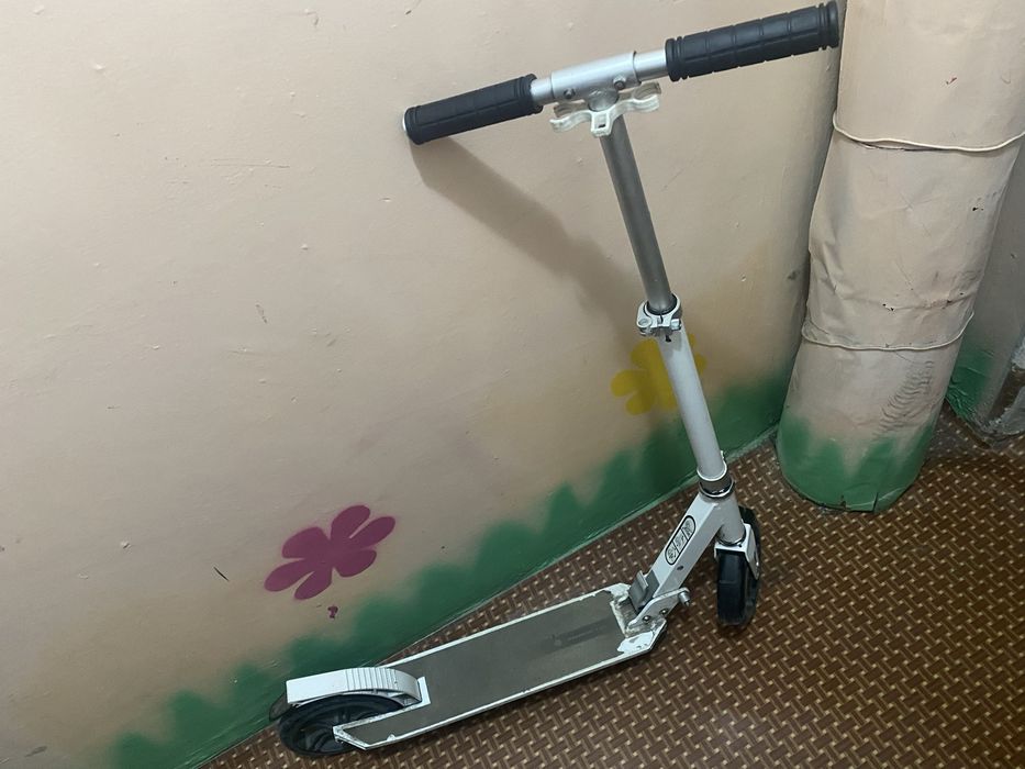 Продам детский самокат