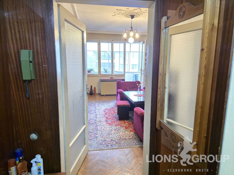 Продава се Тристаен апартамент в Варна, Колхозен пазар - 94 кв.м за 1519 €/кв.м - Снимка #9