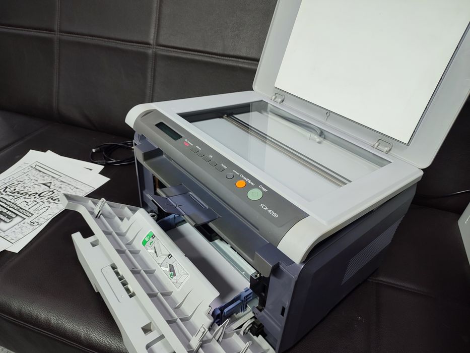 Лазерное МФУ Samsung SCX 4200 Б/У

*