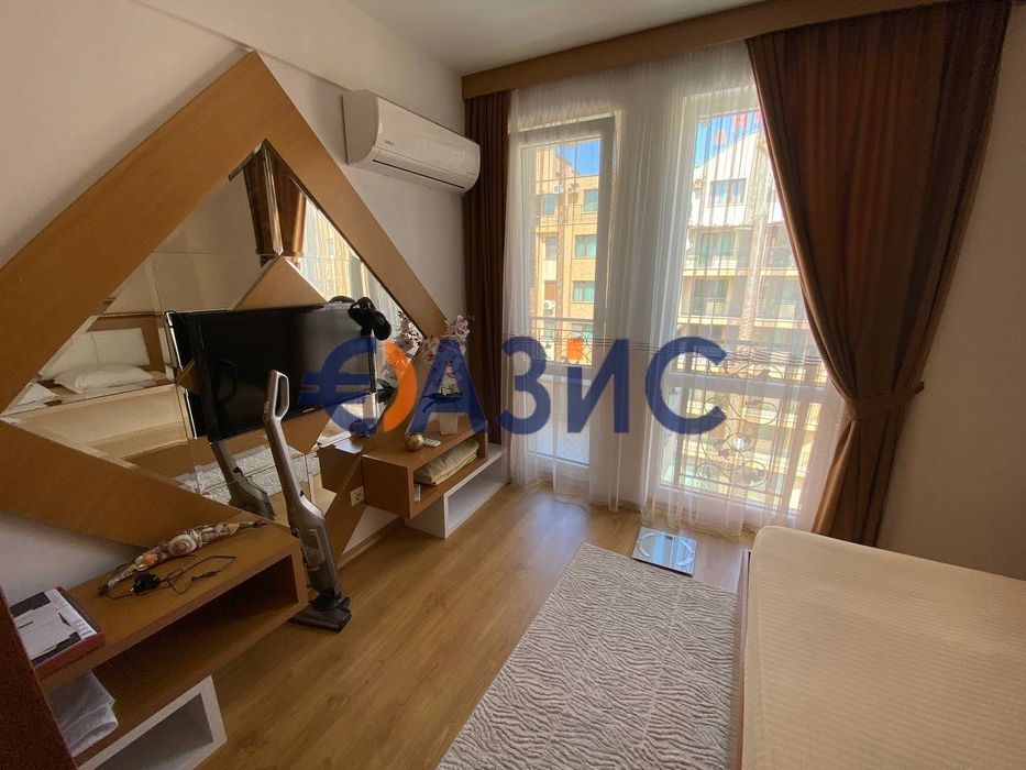 Продава се Тристаен апартамент в к.к. Слънчев бряг - 99 кв.м за 783 €/кв.м - Снимка #9