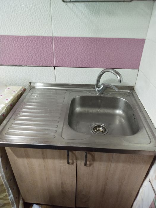 Продам свою мойку с тумбой