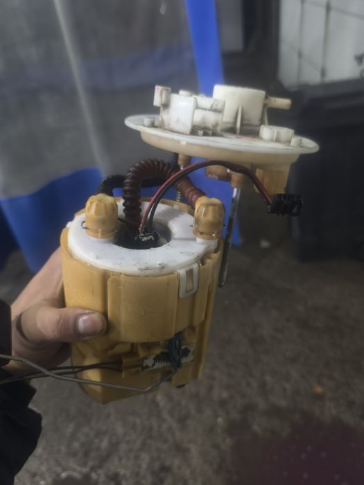 Бензонасос в сборе