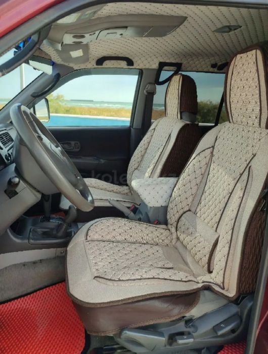 2002 года выпуска. Продажа.