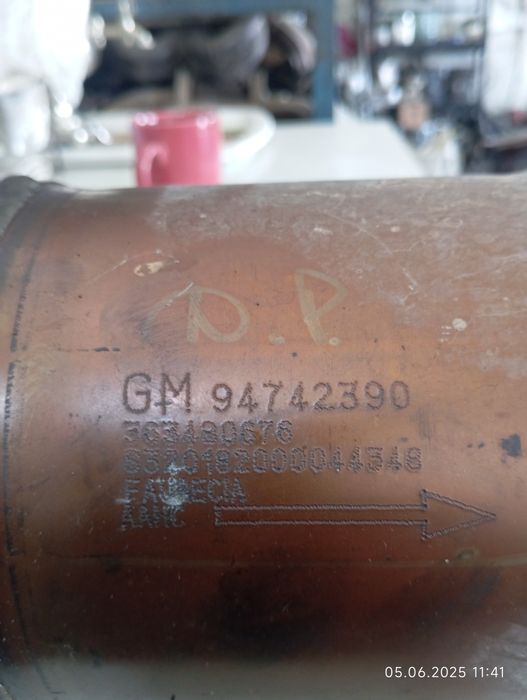 Катализатор сотилади GM жентра,кобальт,нехиа 3