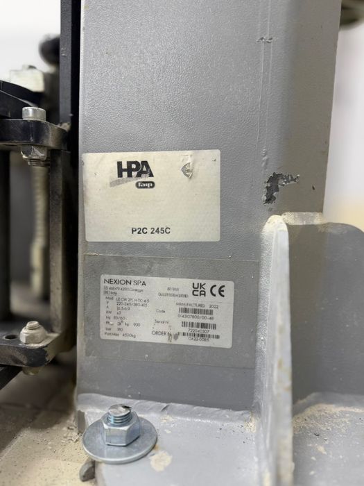 Подьемники для легковых машин!