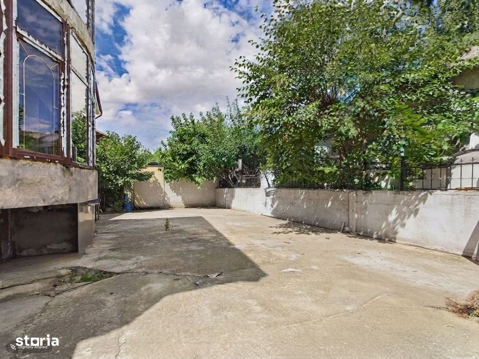 Clădire 850 mp, Czaran Gyula, 8 parcări
