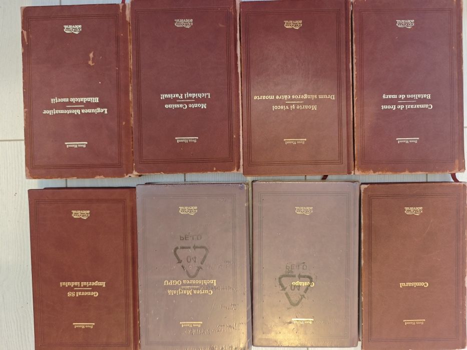 Colecția Sven Hassel, Adevărul de lux, Completa, 8 volume, Stare buna