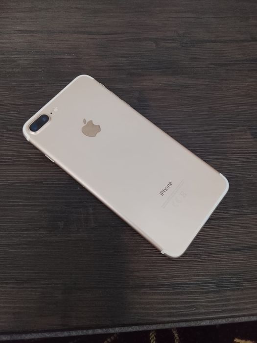 IPhone 7 plus в отличном состоянии