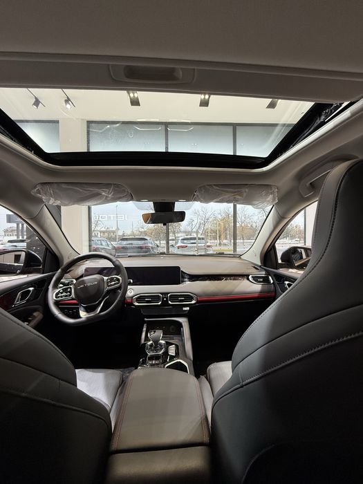 Jetour X50 5 yil rasmiy kafolat yoki 150 min km