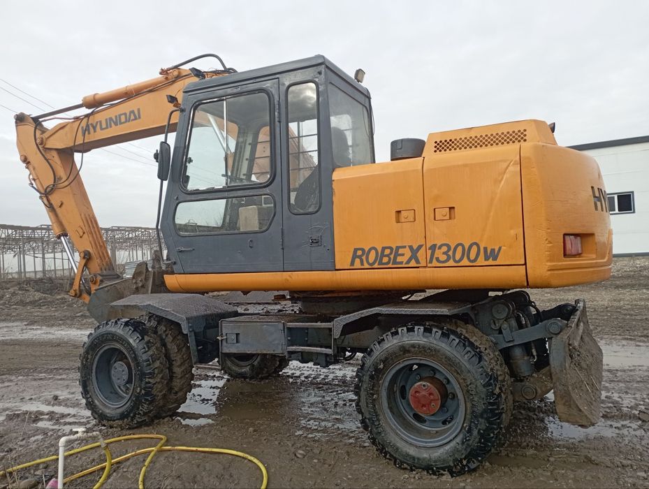 Hyundai Robex 1300W (1996) — Капитальный ремонт всех узлов!