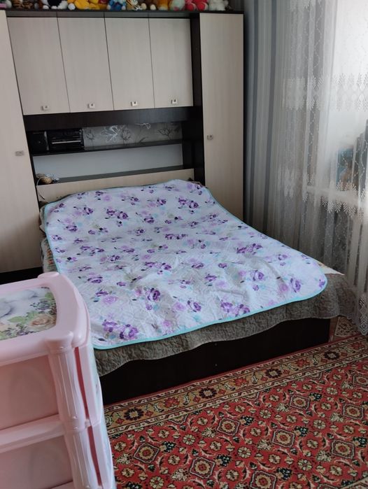 Продам 2 комнатную квартиру.