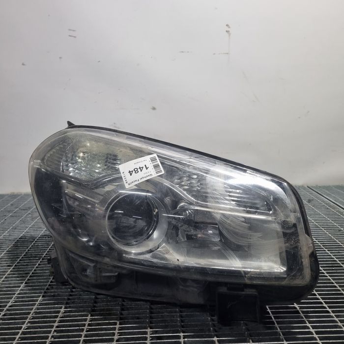Far Dreapta Nissan Qashqai Facelift - SUV 4 Usi (1484) Xenon DOUA CLEME RUPTE