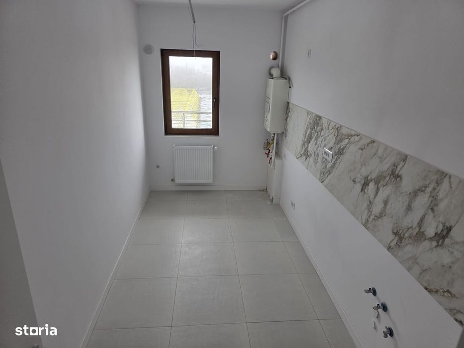 Apartament 4 camere finalizat cu terasa, Cartierul Solar, Metalurgiei