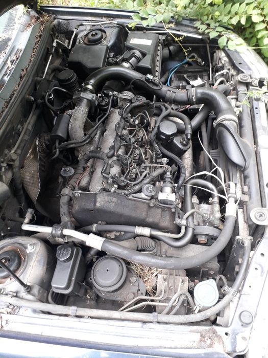 Volvo V40 - на части